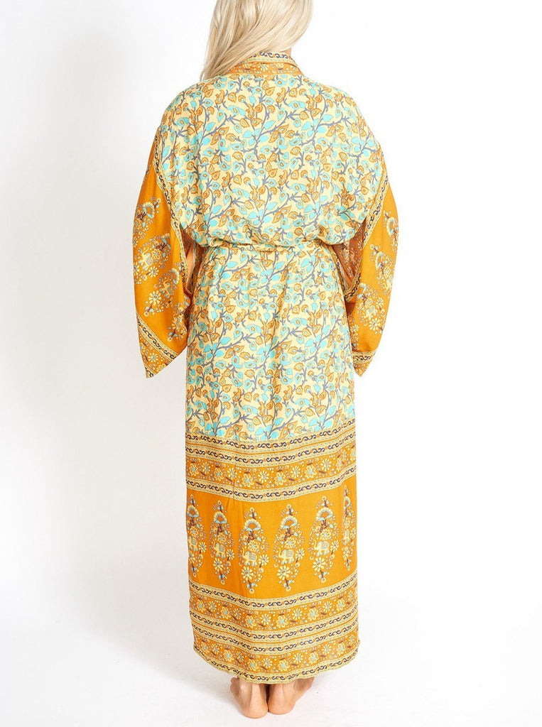 Mía Bohemian Floral Print Kimono Style Robe Clothing m-usefashion 