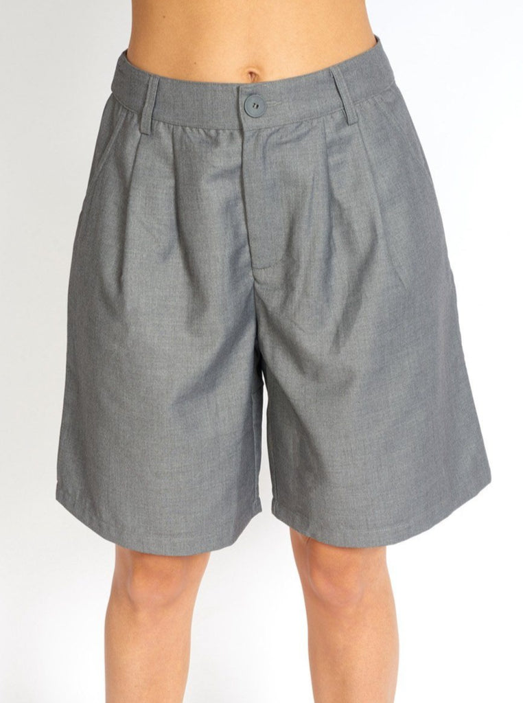 Loose Cut Cloth Bermuda Shorts Clothing m-usefashion 